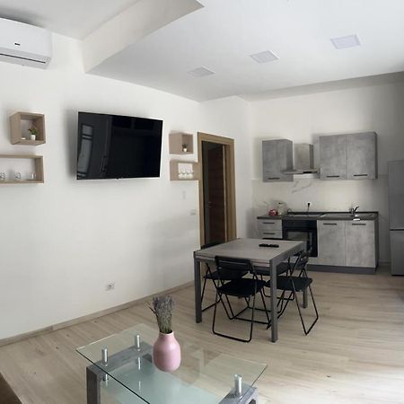 Villa Milano Apt. N. 1 Milão Exterior foto